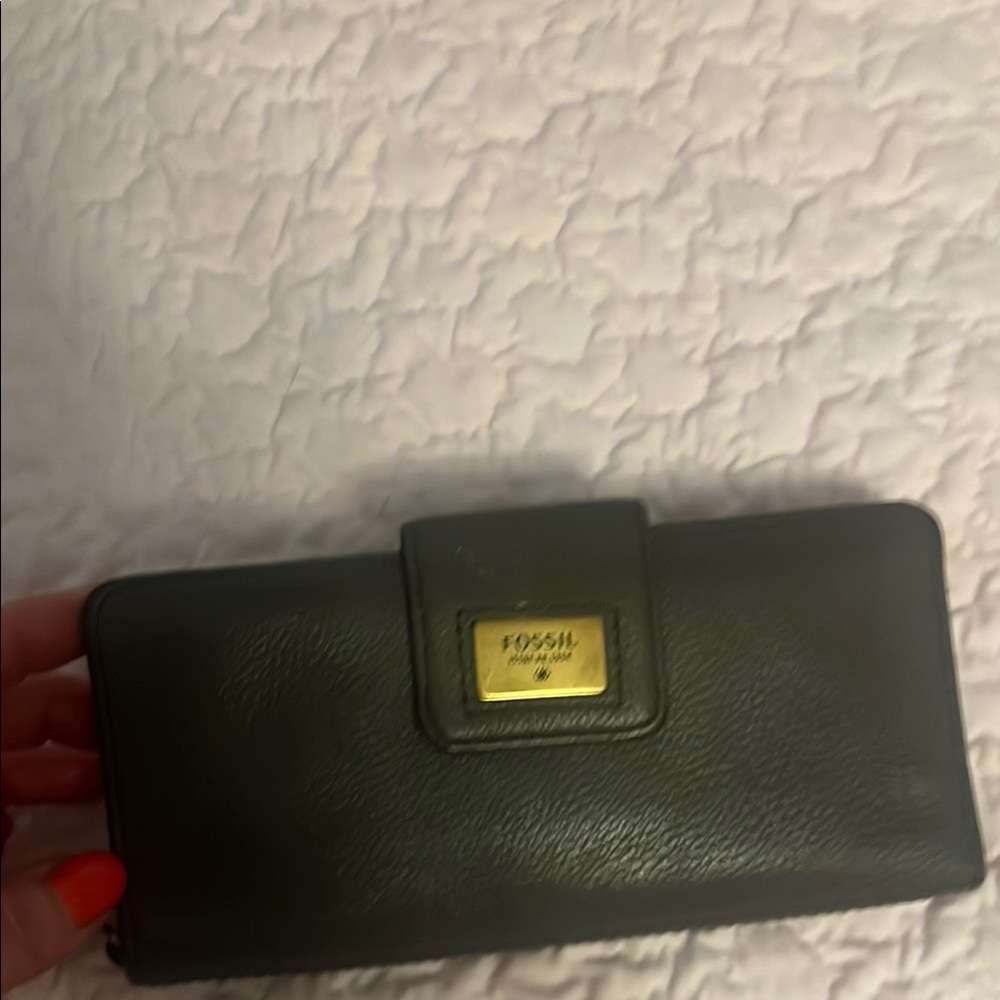 Fossil Dark Gray Leather Wallet